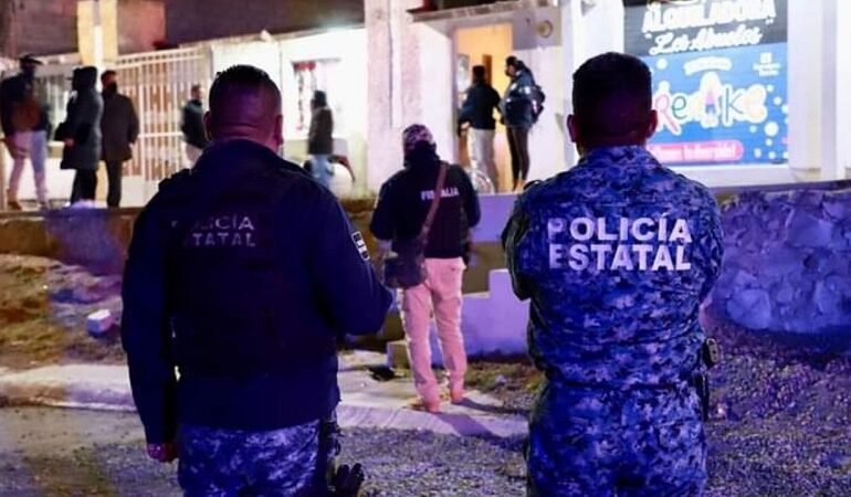 Detienen a Cinco  Sujetos  Por Narcomenudeo en el Barrio el Arbolito en Pachuca