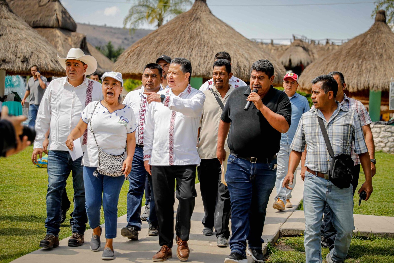 Gobernador visitó el parque acuático Tlaco ubicado en el municipio de Chilcuautla