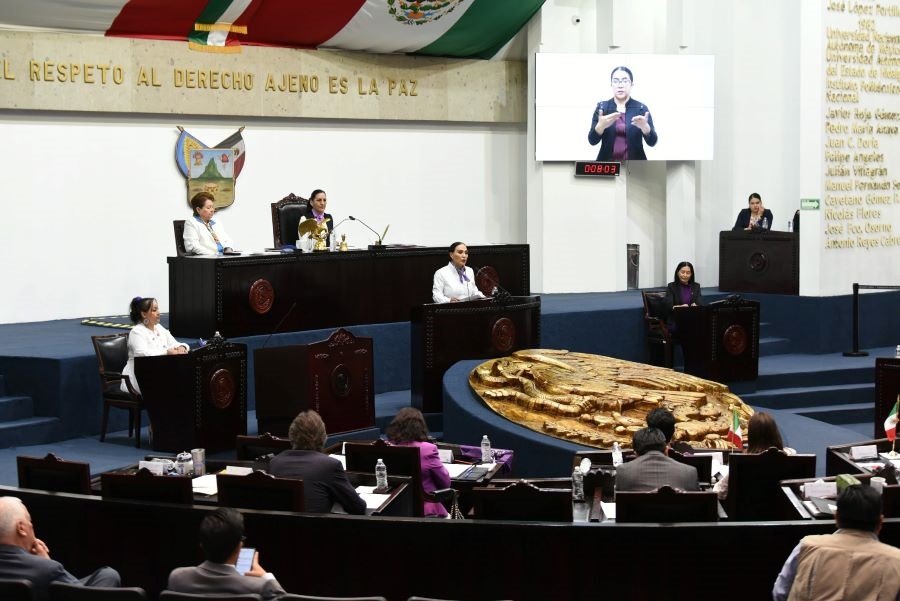 Diputadas Proponen Entregar la Medalla al Mérito Elisa Acuña Rosetti
