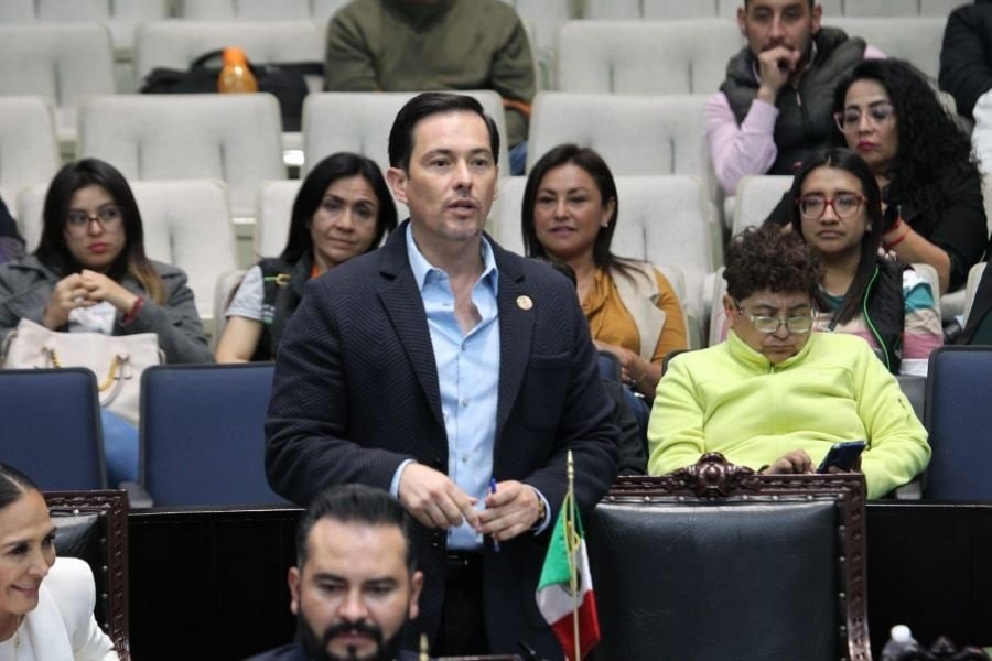 Juan de Dios Pontigo Propone Solución a Desabasto de Agua