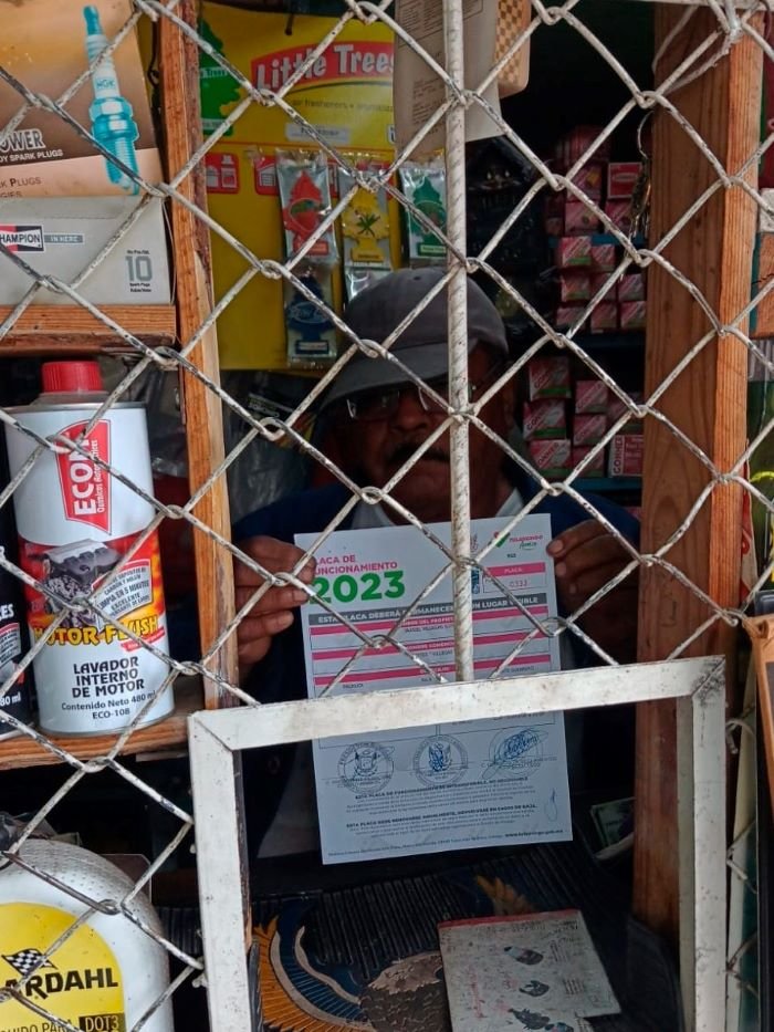 Pequeños Comercios Destacan en Cumplimiento de Renovación al Registro Comercial en Tulancingo