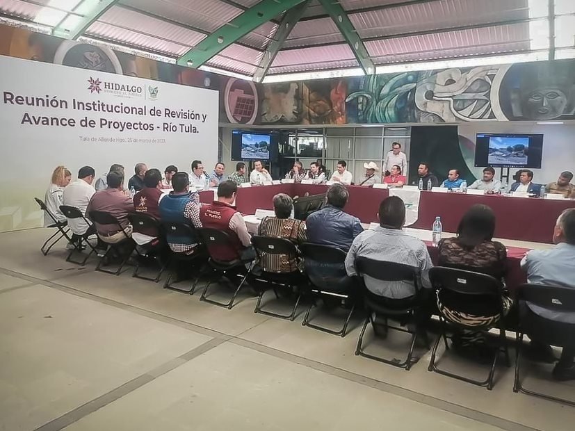 Autoridades Supervisan Los Trabajos del Río Tula