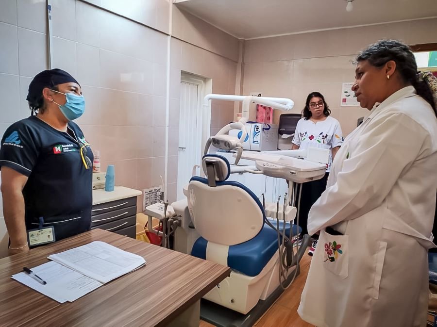 Titular de SSH Escucha Necesidades de Pobladores de Localidades Más Alejadas de La Región de Calnali