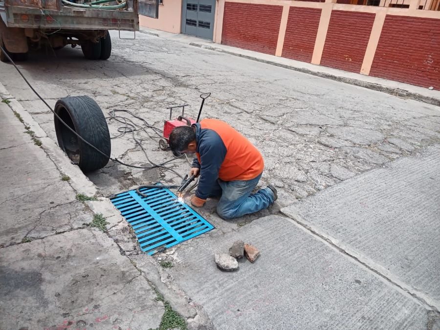 Caamt Repone Rejillas y Tapas de Valvulas, Atiende Oportunamente  Reportes Ciudadanos