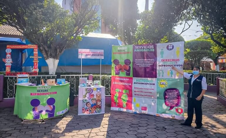 Orienta SSH a Jóvenes y Adolescentes Sobre Temas de Salud Sexual y Reproductiva