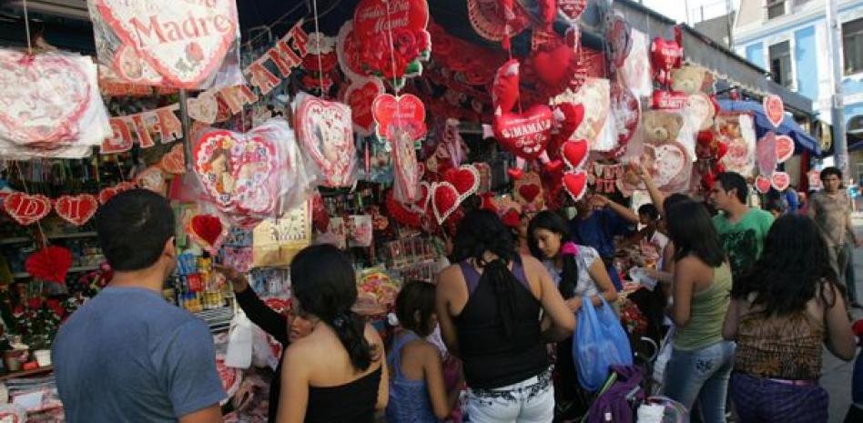 Cuando Voló el Halo Materno … Aumentó el 30%  Cualquier Regalo del 10 de Mayo