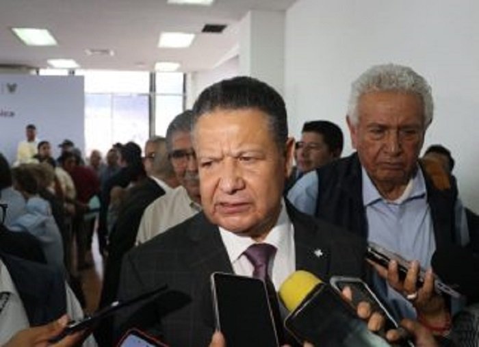 El Amparo que Obtuvo Licona no lo Restituye Como Líder del SUTSPEEH