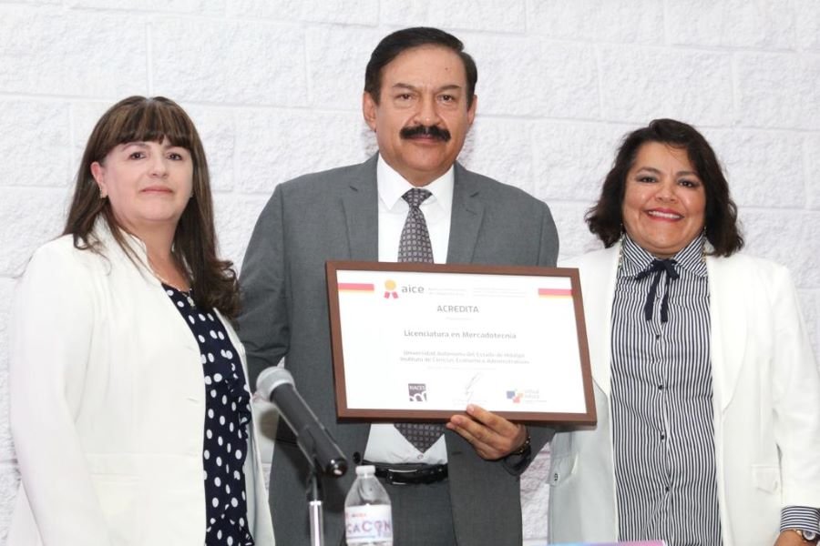 Licenciatura en Mercadotecnia UAEH Celebra 20 Años Con Acreditación Internacional