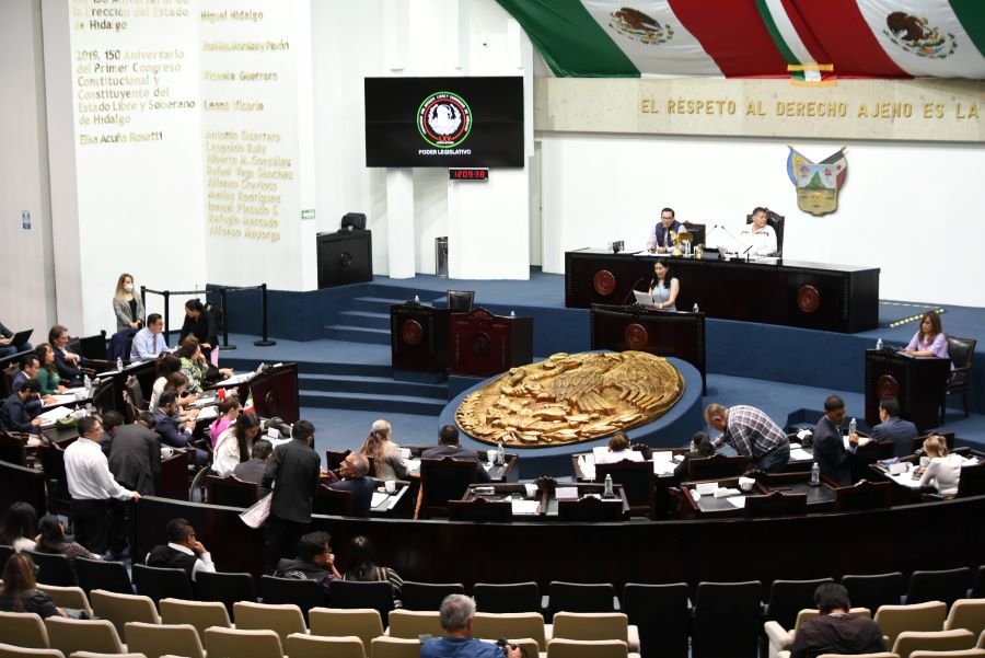 Presentan Diputadas Ley 3 de 3 de la Entidad