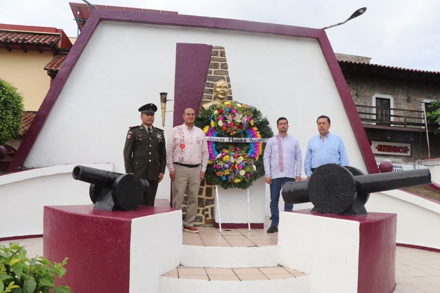 Titular de SEPH participó en homenaje a Antonio Reyes en Huejutla
