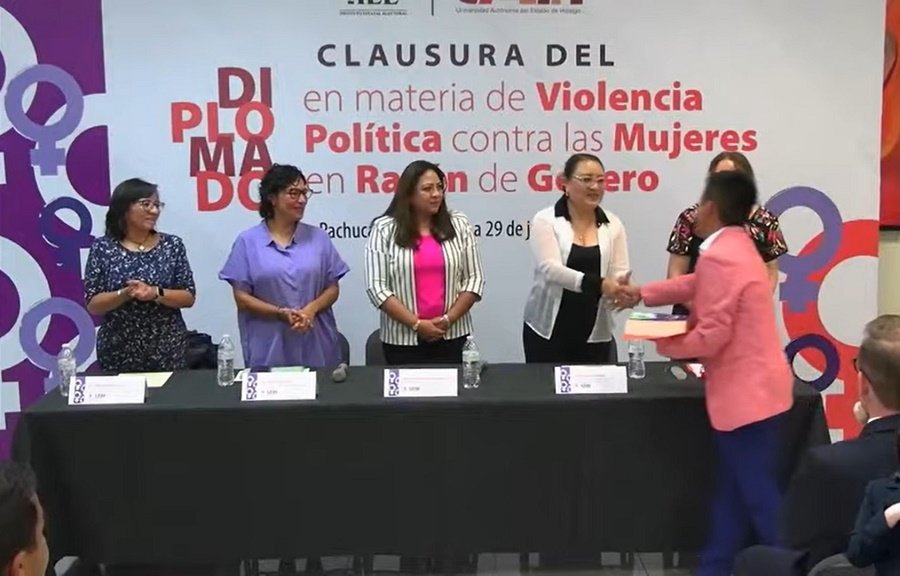 Clausuran IEEH y UAEH Diplomado en materia de Violencia Política contra Mujeres