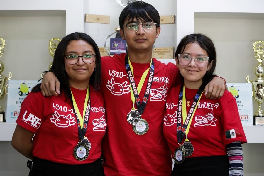 Estudiantes de UAEH Destacan en el Robofest World Championship 2023