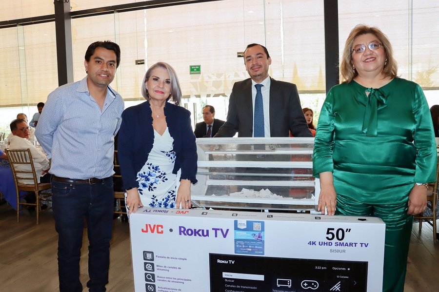 Existe  la Necesidad de Que Los Hombres en General Ejerzan la Paternidad Responsable: Rebeca Aladro