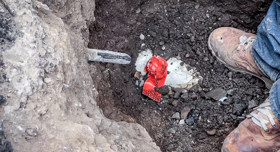 La Comisión de Agua y Alcantarillado de Sistemas Intermunicipales (Caasim) canceló 2 tomas clandestinas ubicadas en la colonia Renacimiento y en la colonia San Antonio el Desmonte, en Pachuca de Soto.