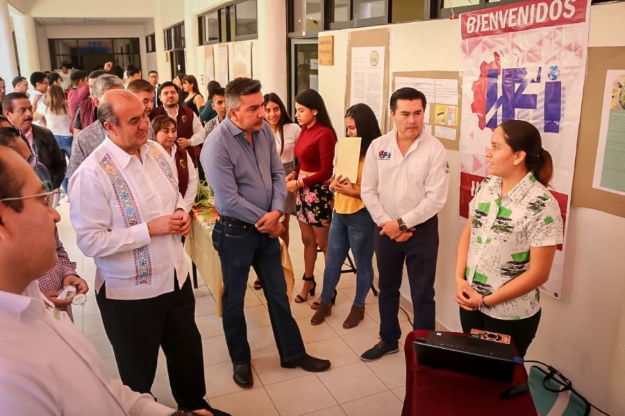 Natividad Castrejón Recorre Metztitlán, Juárez Hidalgo y Tlahuiltepa Para Conocer Las Necesidades Del Sector Educativo