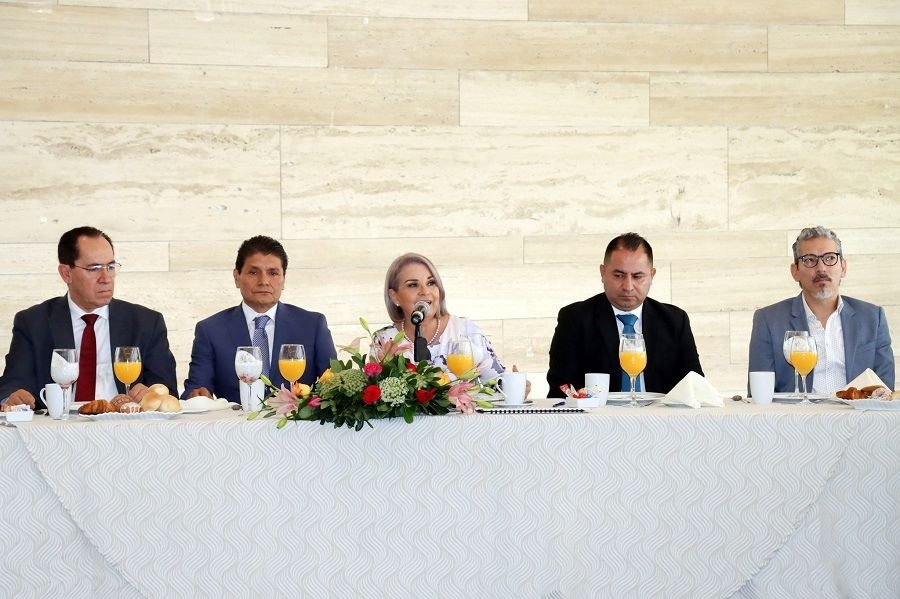 Rebeca Aladro Presidio Reunión de Magistrados y Magistradas de Hidalgo, con Magistrados y Jueces federales del Vigésimo Noveno Circuito