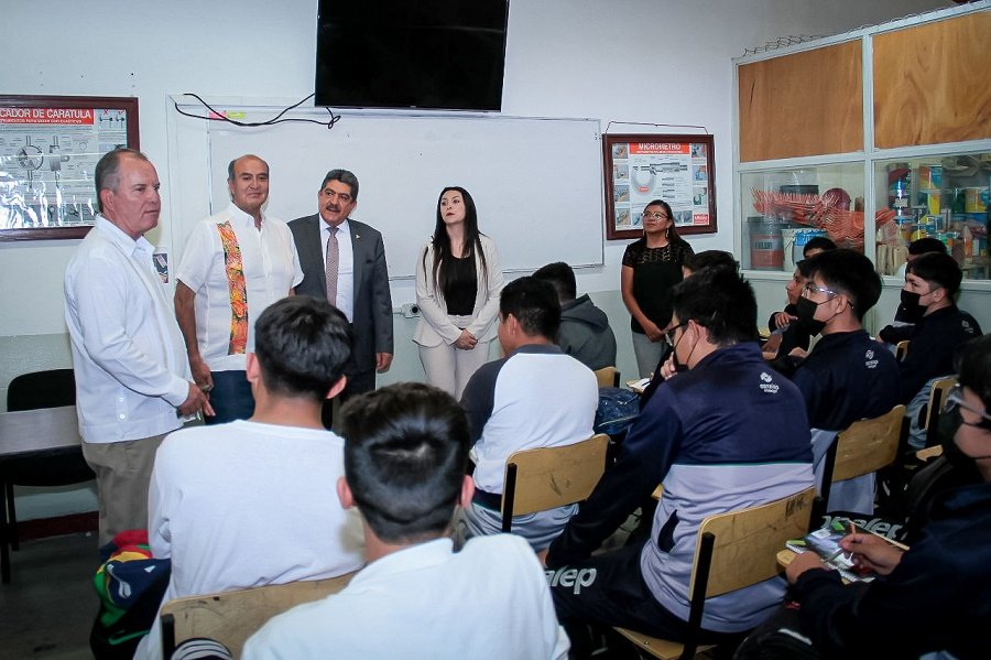 Visitan Autoridades Educativas Instalaciones del plantel Tizayuca de Conalep