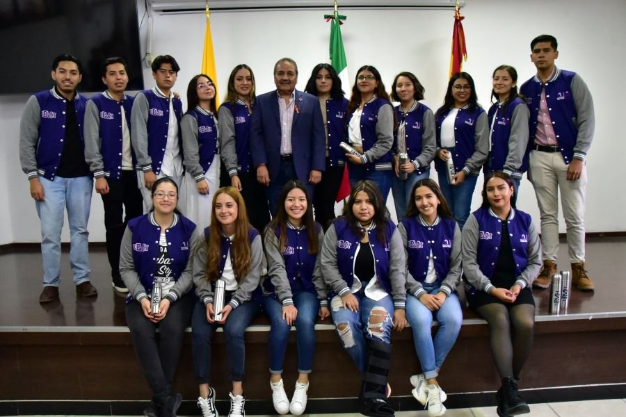 17 Estudiantes UPMH Realizarán Movilidad Académica Internacional a Colombia y España”
