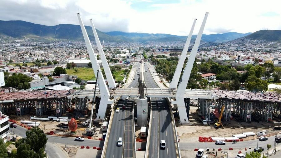 El Problema Vial Que Causa El Puente Atirantado En El Bulevar Felipe Ángeles No Tiene Solución