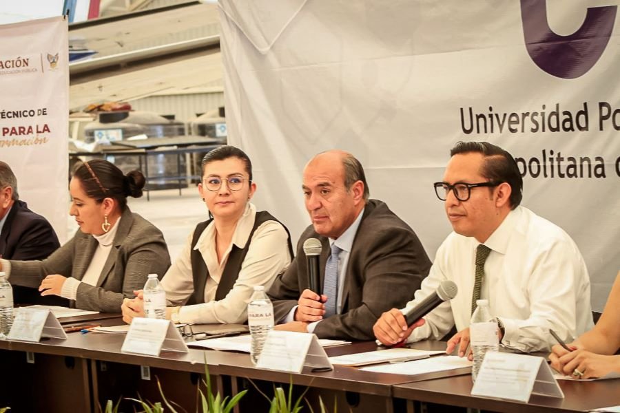 Con Becas para Educación Superior, se Promueve Equidad e Igualdad de Oportunidades Para la juventud de Hidalgo