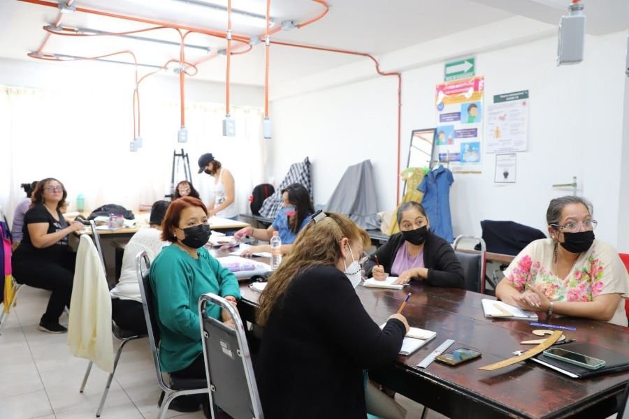 DIFH Impulsa a Traves del CDU Capacitación Para el Autoempleo  de las y los Hidalguenses