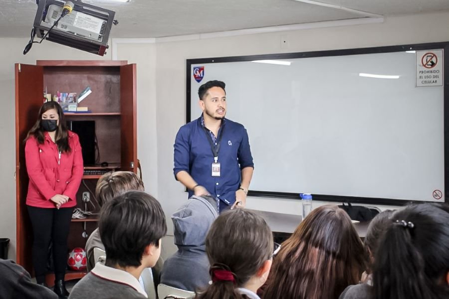 Imparte IHJ Conferencia “Estar contigo sin dejar de ser yo”