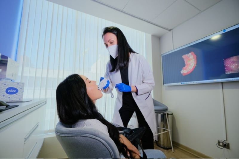 La Alineación Dental No Sólo es un Tema Estético, Sino Un Importante Tema de Salud Bucal.