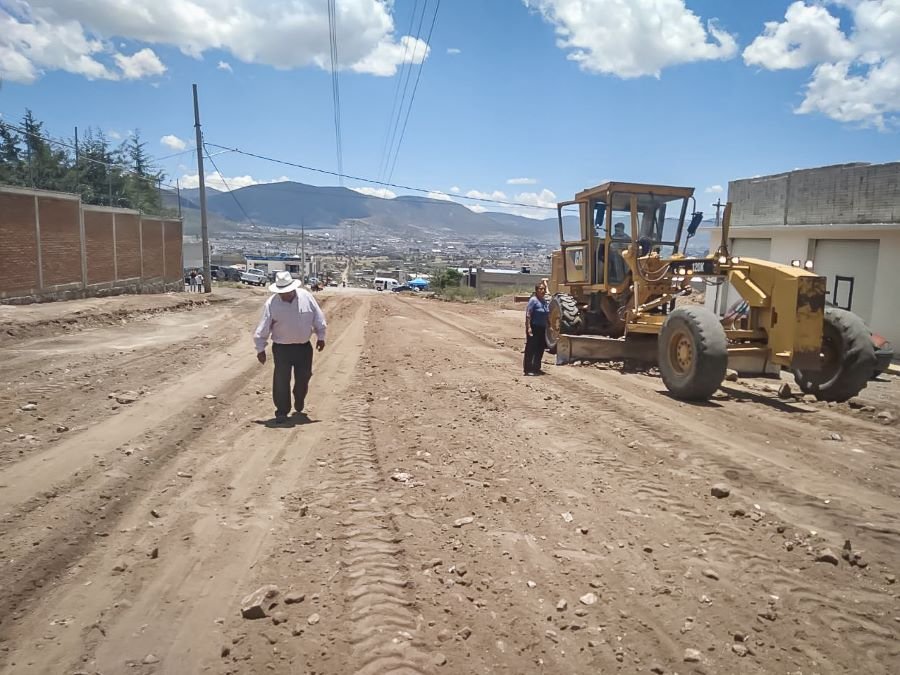 CEMD Rehabilitó El Camino de Acceso a La Colonia La Loma en Pachuca