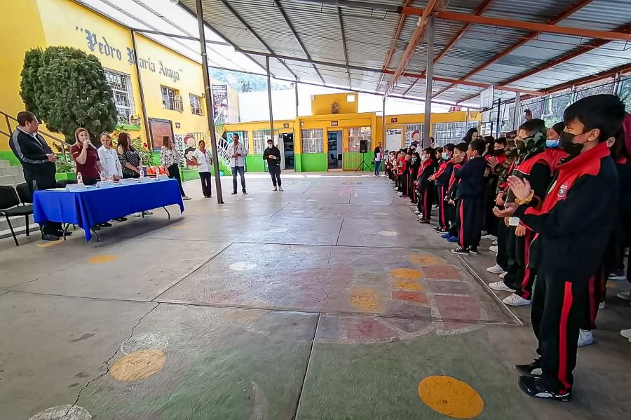 Más de 200 Escolares, Padres de Familia, Docentes y Personal de Salud, Logran Certificación de Escuela Primaria Pedro María Anaya
