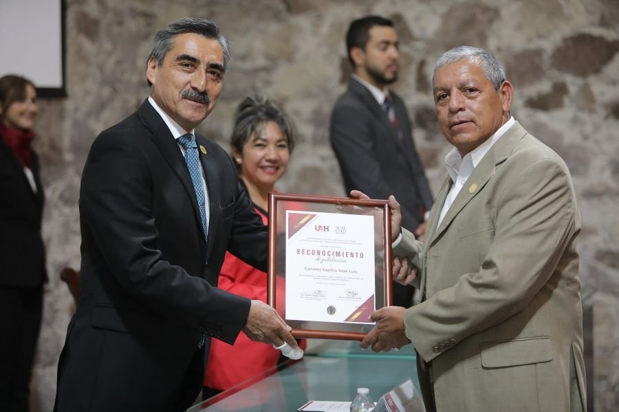 Otorga UAEH el Beneficio de la Jubilación A 44 Trabajadoras y Trabajadores