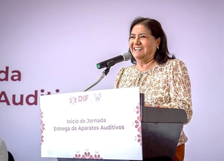 Sistema DIFH, Entrego a Personas de Nueve Municipios 57 Aparatos a Personas Con Discapacidad Auditiva