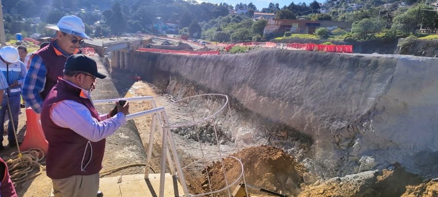 Supervisó Nuño Lara Tramo Carretero Real del Monte-Entronque Huasca Que Construye La SICT en Hidalgo