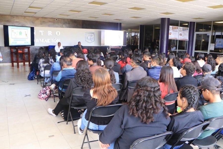 UPT Impulsa el Acercamiento a la Cultura, Llevan a Cabo Talleres y Conferencias