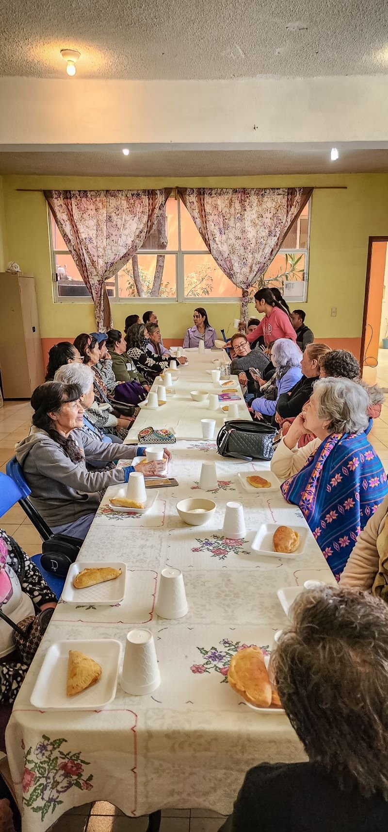 Visita a Centros Gerontológicos Busca Asegurar Calidad en el Servicio