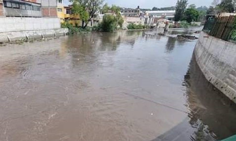 Tezontepec de Aldama: Río Tula Registra Una Crecida Por Desfogue de la Presa Endhó