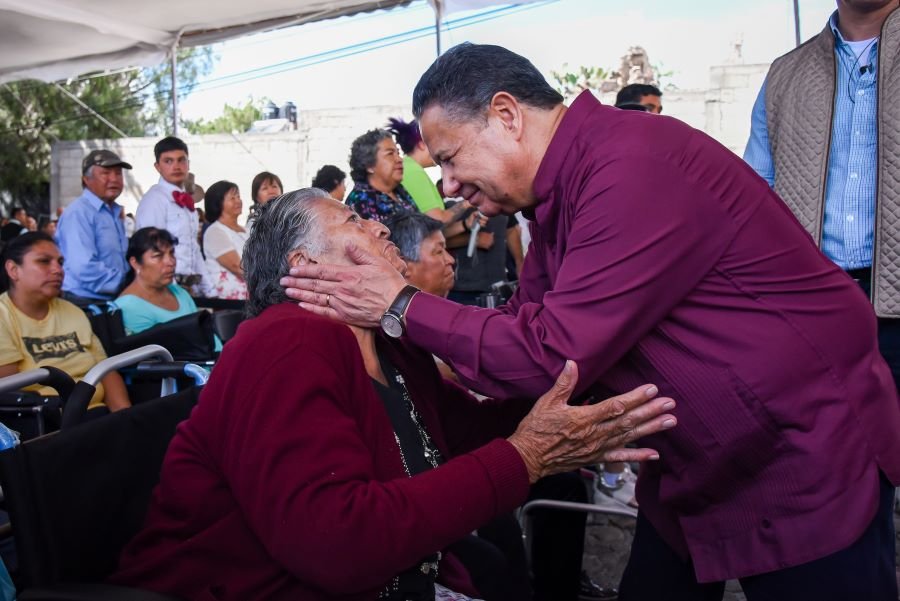 El Ejecutivo y DIFH Estatal Realizaron Entrega Directa de Ayudas Técnicas en los Municipios de Epazoyucan y Zempoala