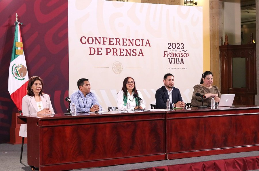 Encabeza titular de la SEP Cuarta Conferencia de Prensa Donde Se Analizaron Los Nuevos Libros de Texto Gratuitos de Tercero de Primaria
