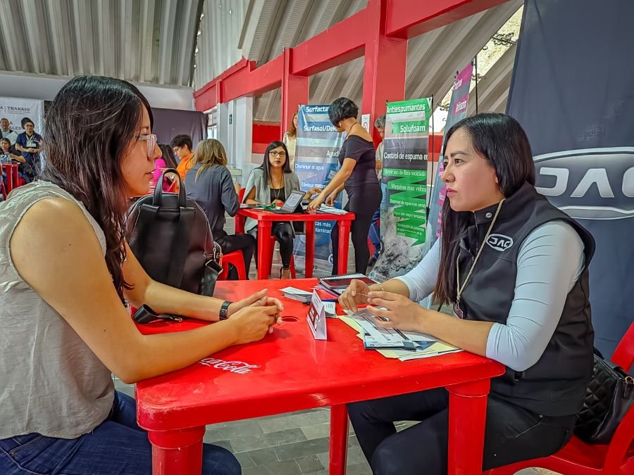 Fortalece Sedeco Proveeduría A Través De Encuentro De Negocios