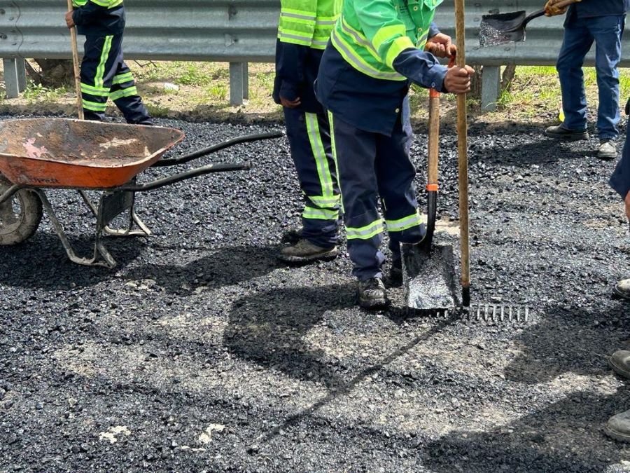 Repara SIPDUS Revestimiento en Lateral del Bulevar Las Torres