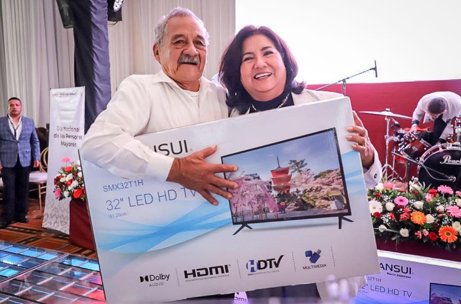 Sistema DIF Hidalgo y Secretaría de Bienestar Celebran Día Nacional de los Adultos Mayores