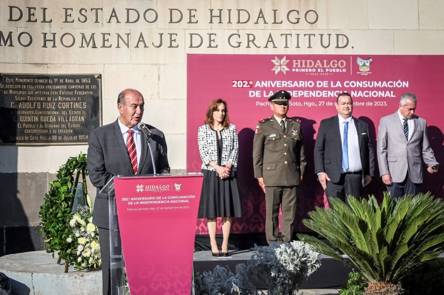 Abandera Titular de SEPH Ceremonia Por Consumación de Independencia