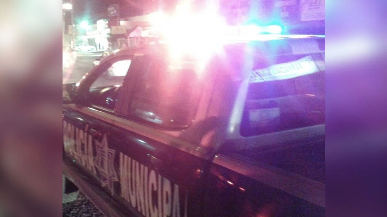 Balacean a Una Mujer, Un Hombre y un Menor de 5 Años a Bordo de un Taxi Todos Murieron