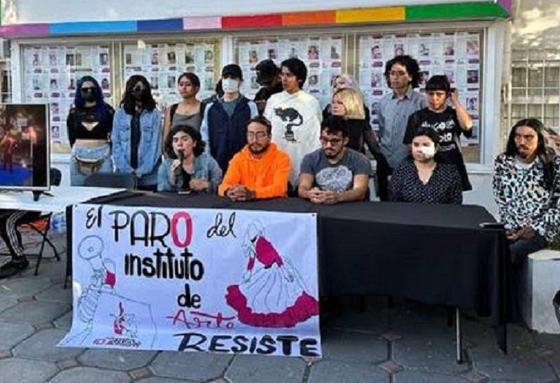 Alumnos del Instituto de Artes de la UAEH Piden la Destitución del Rector, la Directora del IA y del Presidente del CEUEH