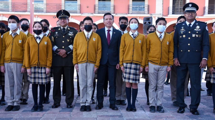 Amor por Hidalgo y por México Nos Inspira a Ser Mejores a trabajar Por El Bien del Pueblo y a Construir Un Futuro de Oportunidades