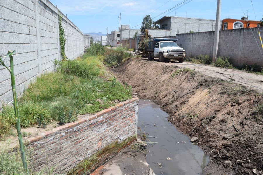 Continúan Trabajos de Limpieza y Desazolve de Drenes Pluviales en Tulancingo