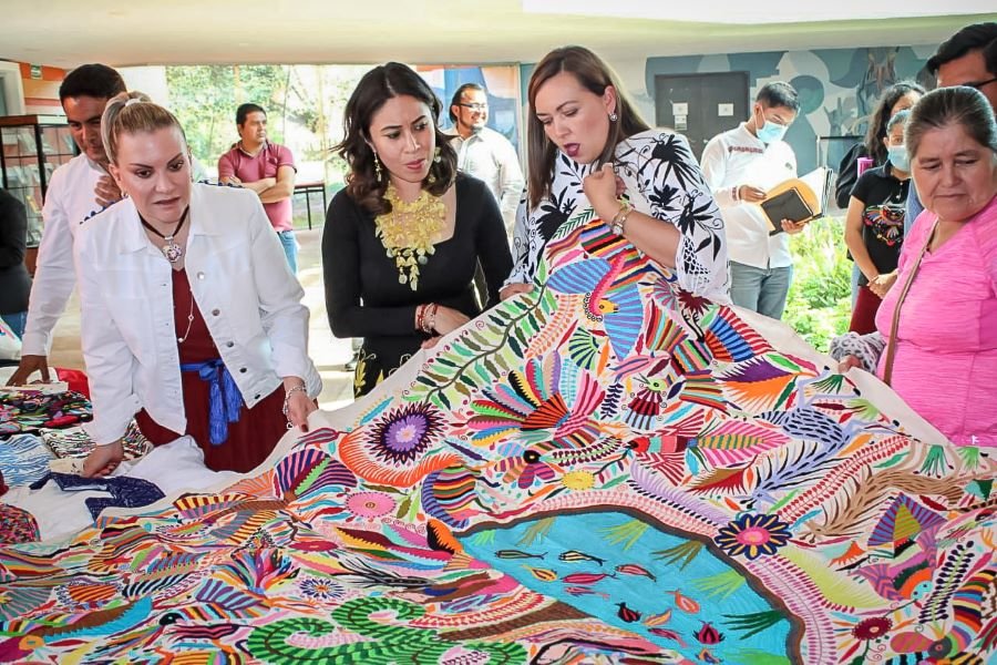 Invita Sebiso a Concurso de Bordados de Tenango de Doria 2023
