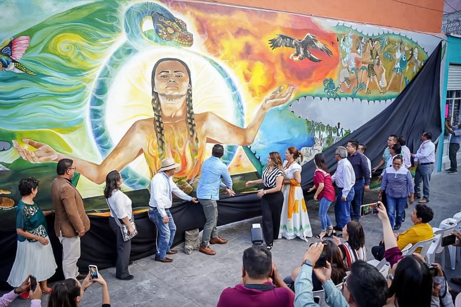 Develan en Ixmiquilpan el mural “Origen y vida hñähñü”