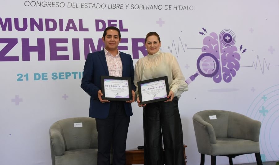 Conferencia, “Enfermedad de Alzheimer, Cómo Se Presenta, Consecuencias e Impacto Económico” en el Congreso