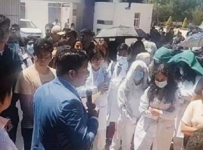 Estudiantes de la  UPP  se Manifestaron Acusan Acoso y Hostigamiento Sexual  de Docentes Hacia el Alumnado.