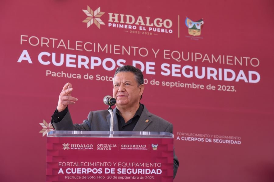 Menchaca Salazar se Ofreció Como Mediador en el Conflicto Entre Estudiantes y Personal de la UAEH). Si lo Solicitan